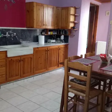 Sitzanaki Apartament *