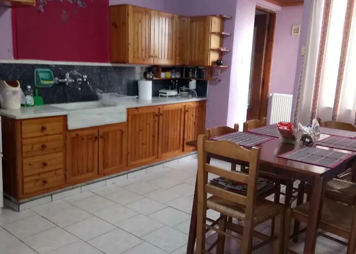 Sitzanaki Apartament *